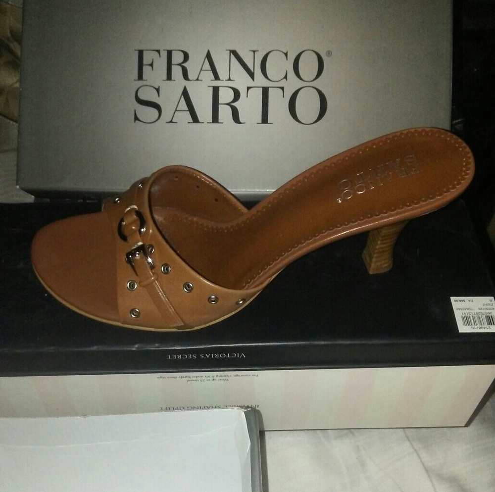 New franco sarto sz 9 run small
